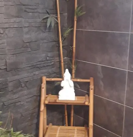 بيت ضيافة Chez Claire De Lune 3*